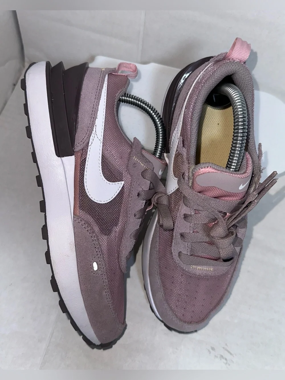 Nike Waffle One Fuchsia Girls Size 2.5Y Pink Walking Running Shoes Sneakers